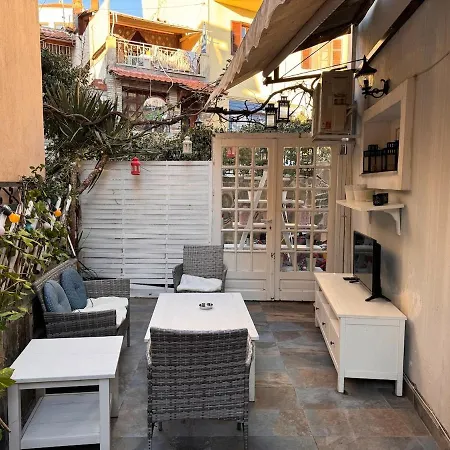 Apartman Traditional In The Alleys Of Ano Poli